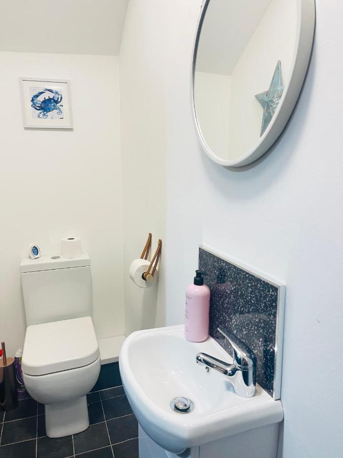 Elegant Studio1 Netflix Bathroom Close To Beach スウォンジー エクステリア 写真